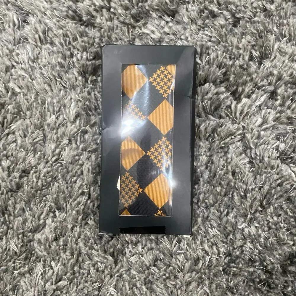Checkered Necktie, Pocket Square and Cufflinks Set in Yellow/Black